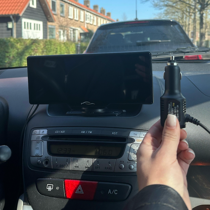 How Much Does It Cost To Install Apple CarPlay Screen?